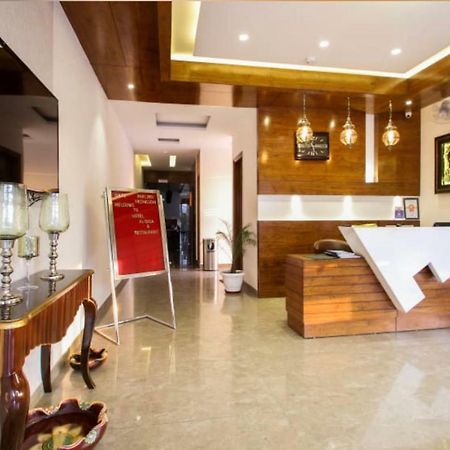 Al-Qasa Hotel Zirakpur 外观 照片